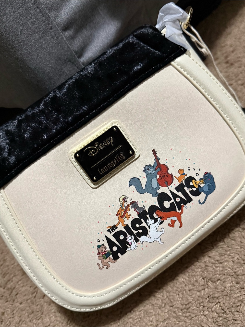 Disney Loungefly Aristocats Charm Crossbody Bag - New with Tags - Picture 3 of 3